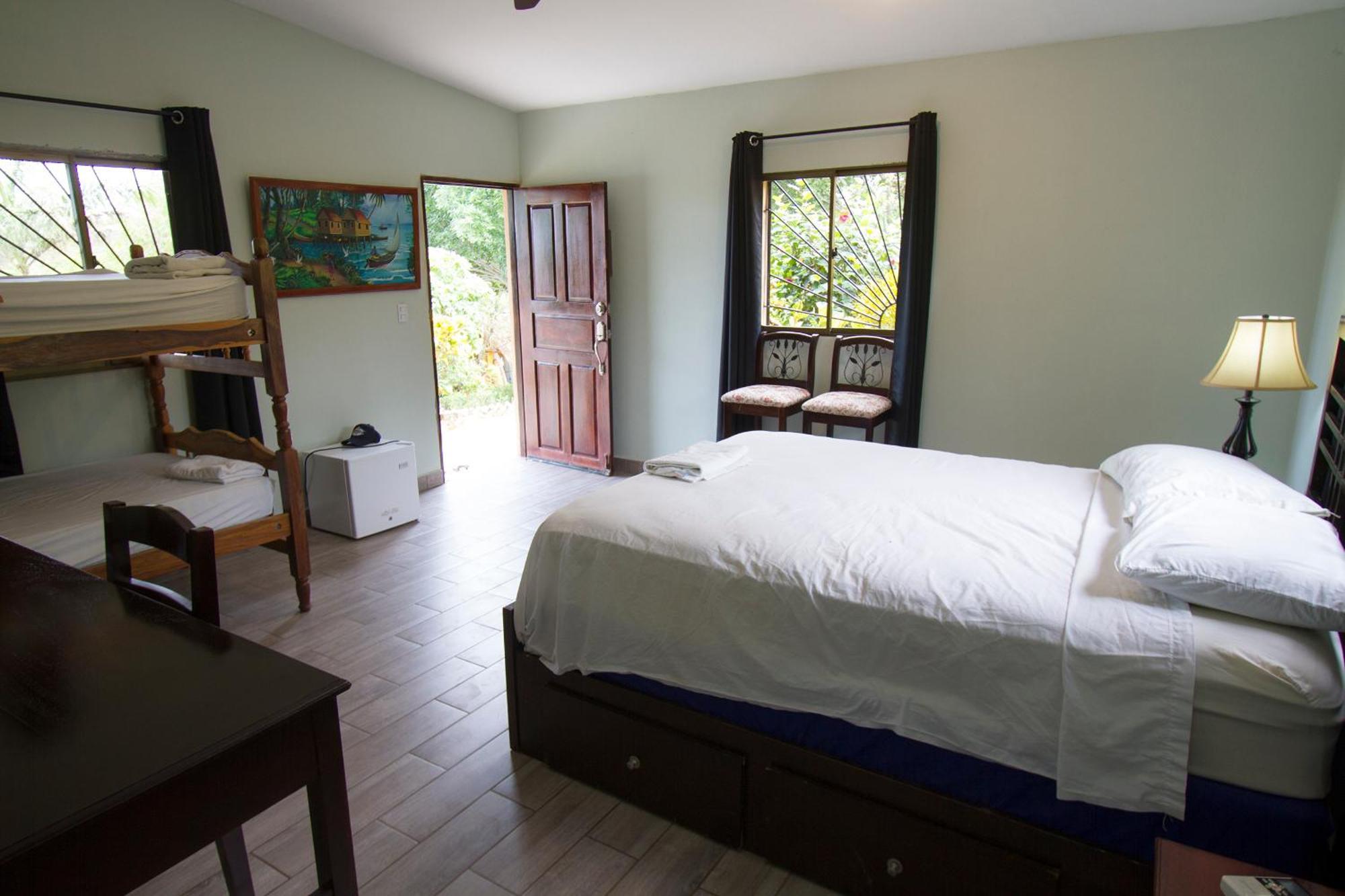 Nicawaves Popoyo Quarto foto