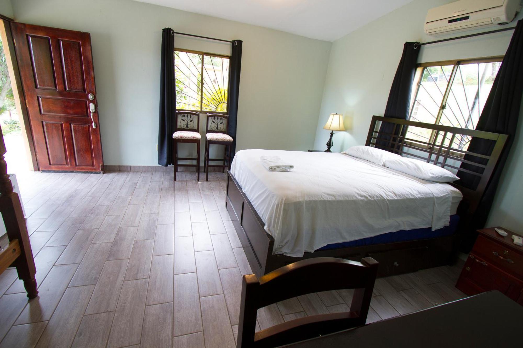 Nicawaves Popoyo Quarto foto